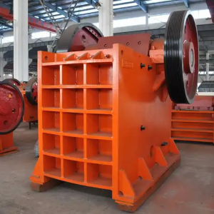 鄂式破碎機(jī)02